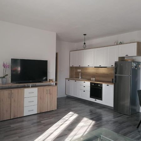 Apartments Nana Биоград-на-Мору Экстерьер фото