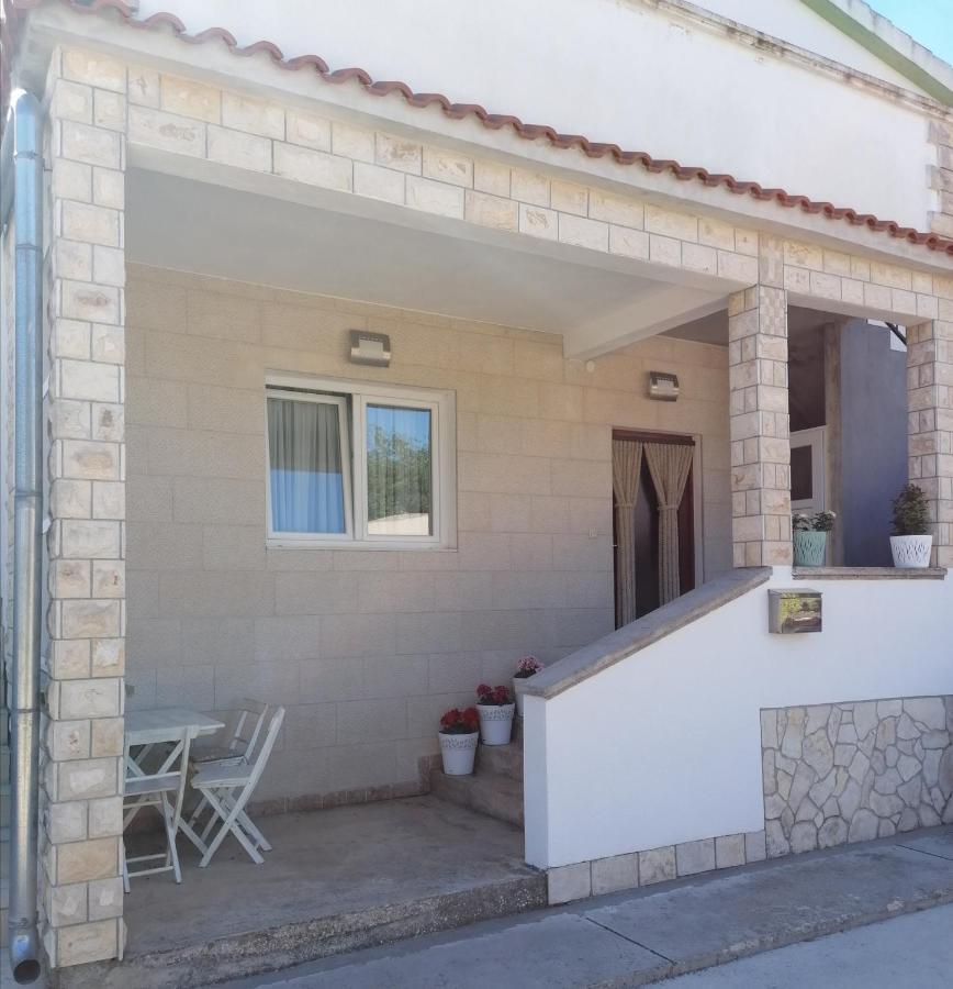 Apartments Nana Биоград-на-Мору Экстерьер фото