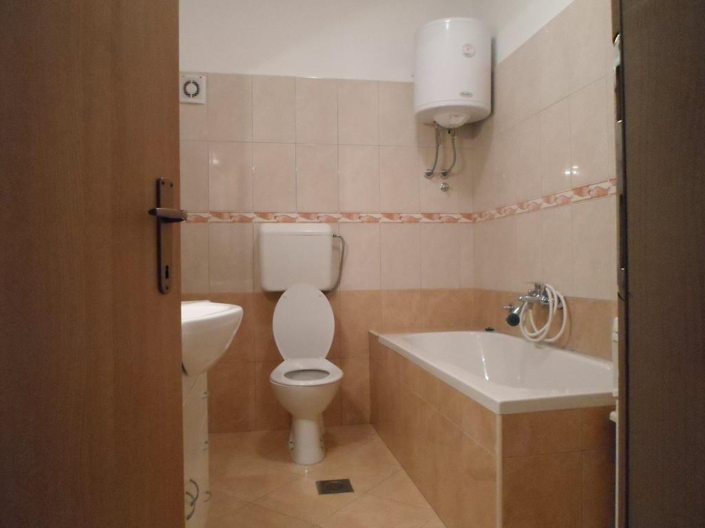 Apartments Nana Биоград-на-Мору Экстерьер фото